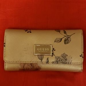 Guess wallet